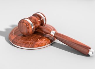 Jaka jest kara za jazdę kombajnem z Hederem?